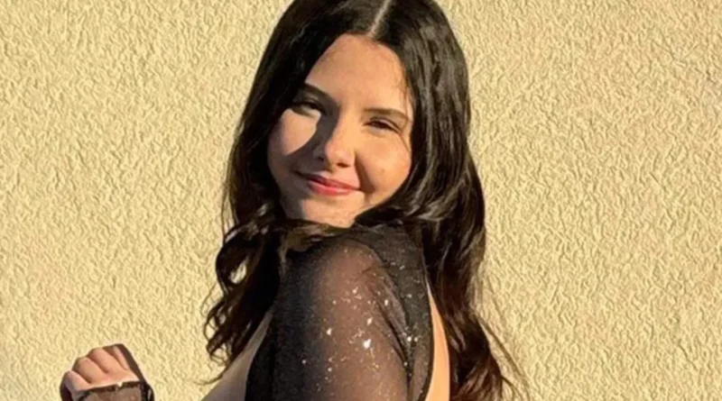 Jovem perde a vida ao cair de carro durante brincadeira em rodovia nos Estados Unidos