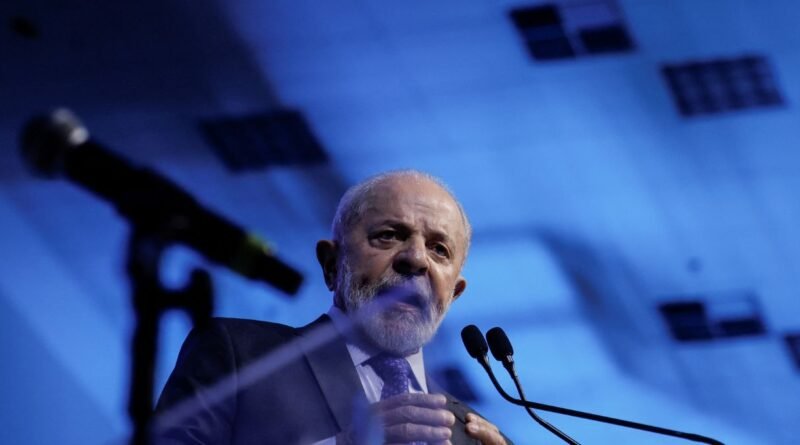 Lula anuncia esforço do governo na regulação de plataformas que ameaçam a democracia