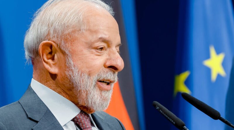 Lula promete retaliar após expulsão de delegado da PF pelos EUA