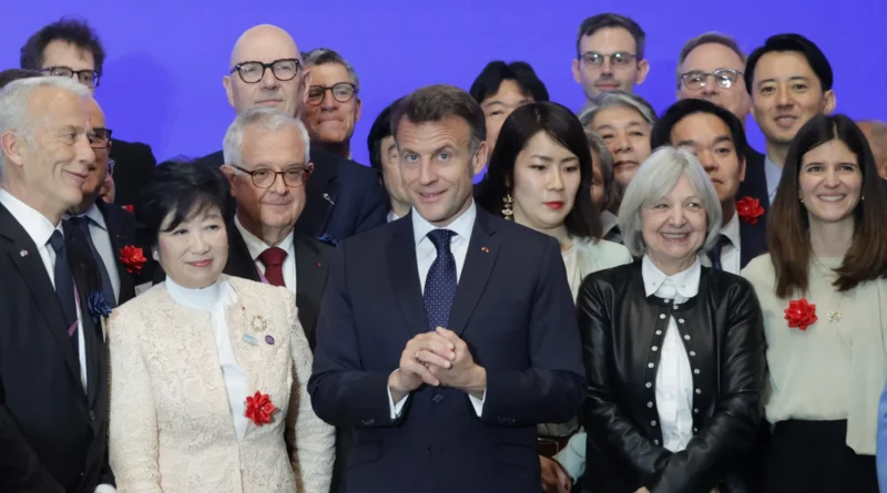 Macron critica a imprevisibilidade dos EUA e defende uma Europa estável