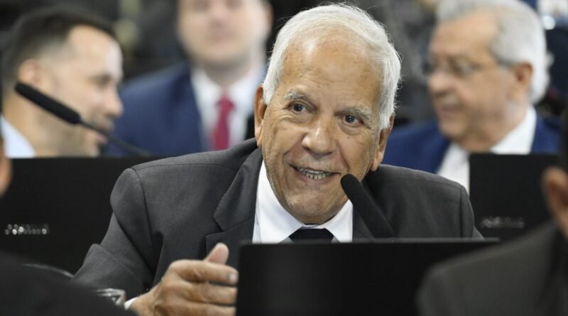 PEC que protege imprensa de responsabilização por declarações de entrevistados avança no Senado