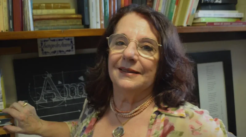 Peça 'Entre marés', de Maria Helena Weber, faz sua estreia neste sábado em Porto Alegre