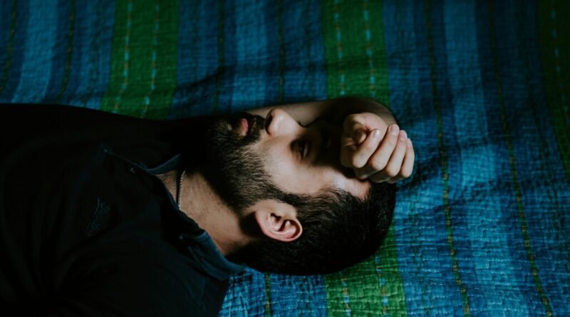 Procrastinação: de problema de gestão do tempo a instinto de sobrevivência segundo a neurociência