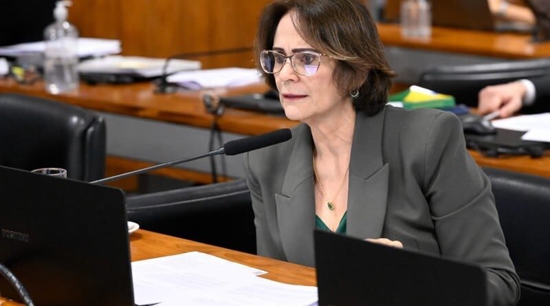 Reconhecimento de estágio como experiência profissional avança para sanção