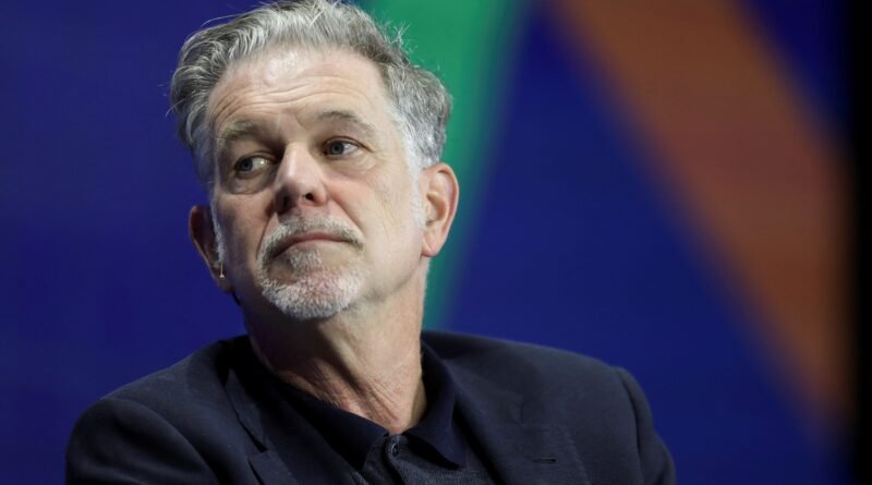 Reed Hastings, cofundador da Netflix, deixa a empresa após 29 anos de atuação