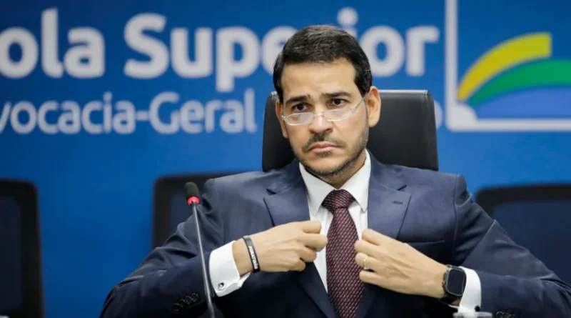 Relator recomenda aprovação da indicação de Messias para o STF