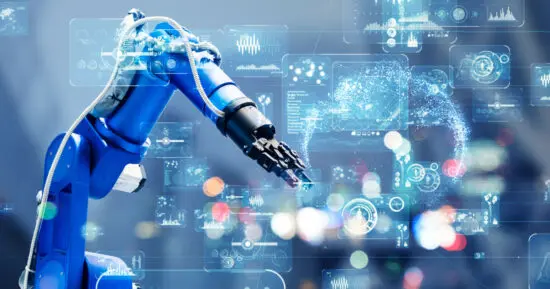 Schneider Electric e Stefanini IHM firmam parceria para automação industrial baseada em software