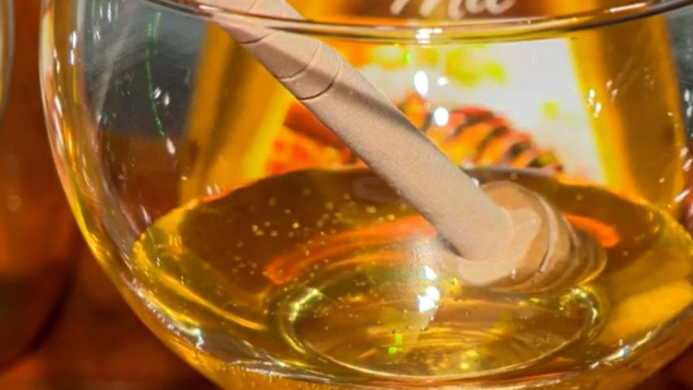 No Espírito Santo, é possível encontrar desde méis escuros e densos até os mais claros e líquidos