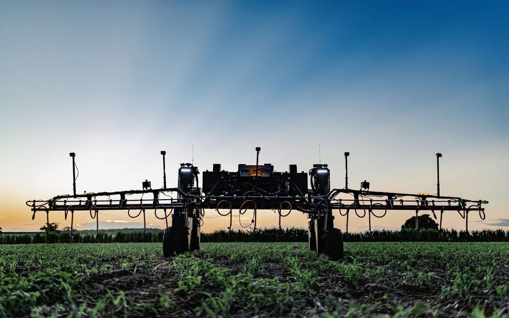 Robô que 'mora' no campo promete combater pragas e reduzir custos para o produtor rural