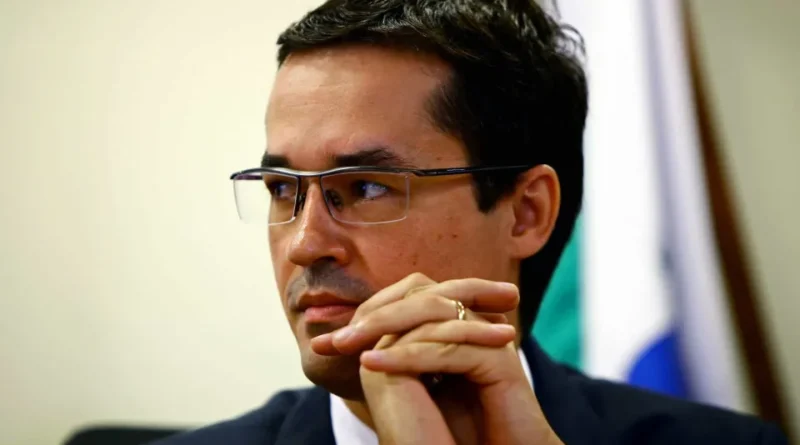 Ala do Novo associada a Dallagnol no PR critica vídeo de Zema direcionado a Flávio