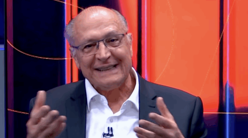 Alckmin afirma que a democracia assegura a liberdade de imprensa
