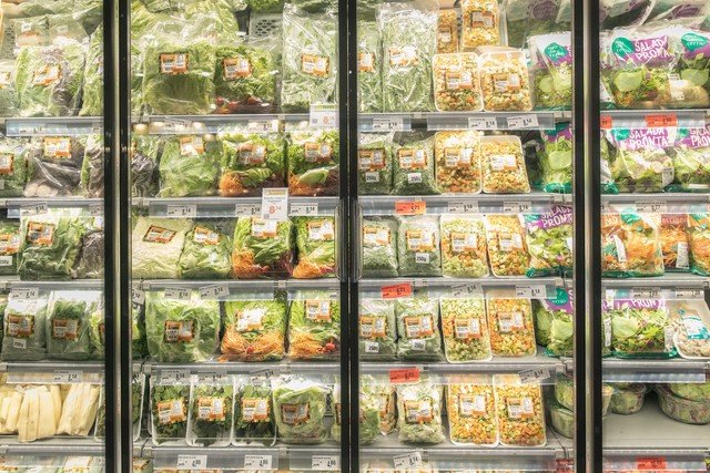 Análise dos preços dos alimentos em abril revela aumentos e quedas significativas