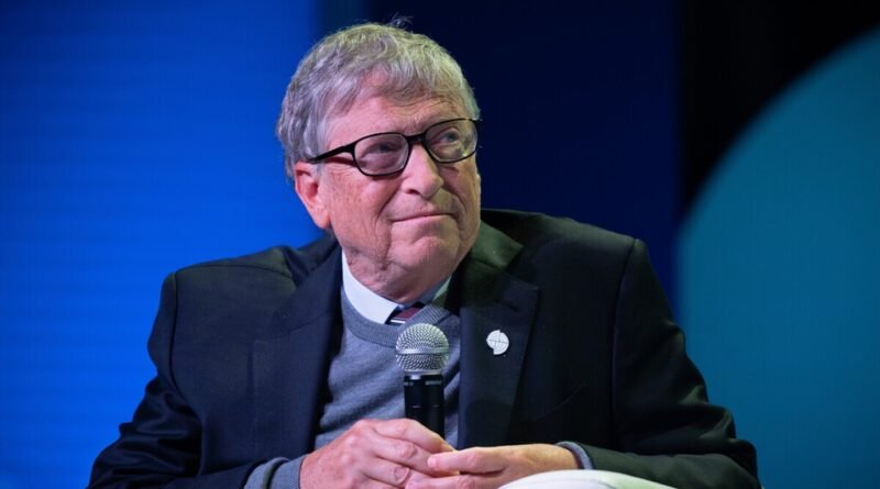 Bill Gates alerta para expectativas desencontradas sobre o avanço da inteligência artificial em curto e longo prazo