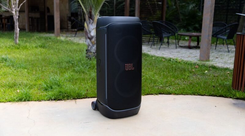 Caixas de som gigantes da JBL: qual modelo escolher em 2026? Comparativo detalhado