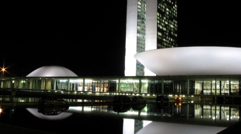 Câmara aprova marco legal para minerais críticos e estratégicos e encaminha matéria ao Senado