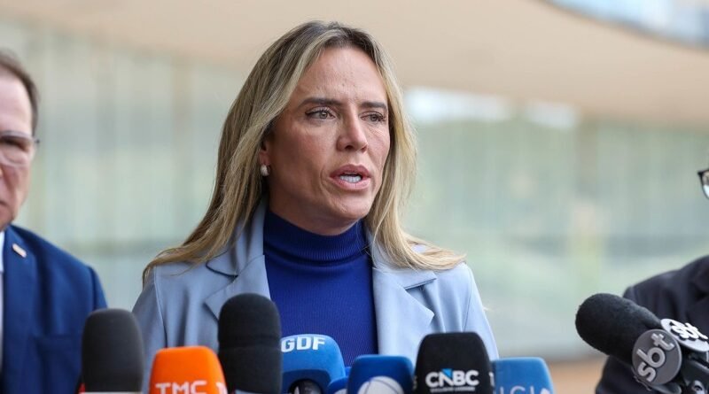 Celina Leão é internada em Brasília devido a pneumotórax