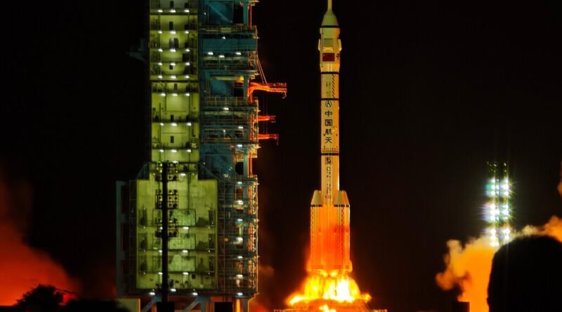 China enviará astronauta para missão de um ano na estação espacial Tiangong