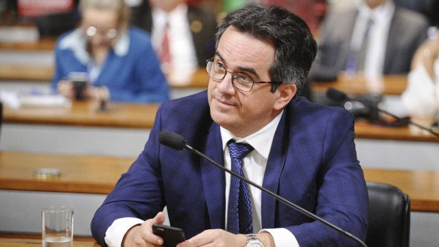Ciro Nogueira recebia mesada de até R$ 500 mil de Vorcaro, diz PF