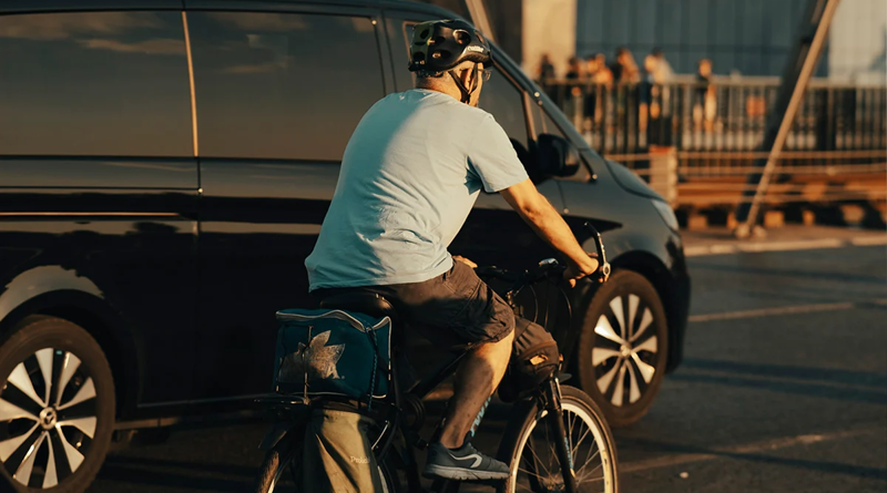 Comissão aprova proposta para fortalecer a proteção de ciclistas no trânsito