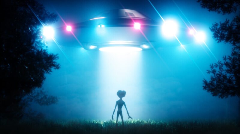 Ex-cientista da CIA revela projetos ultrassecretos do Pentágono e afirma que existem pelo menos quatro tipos distintos de vida