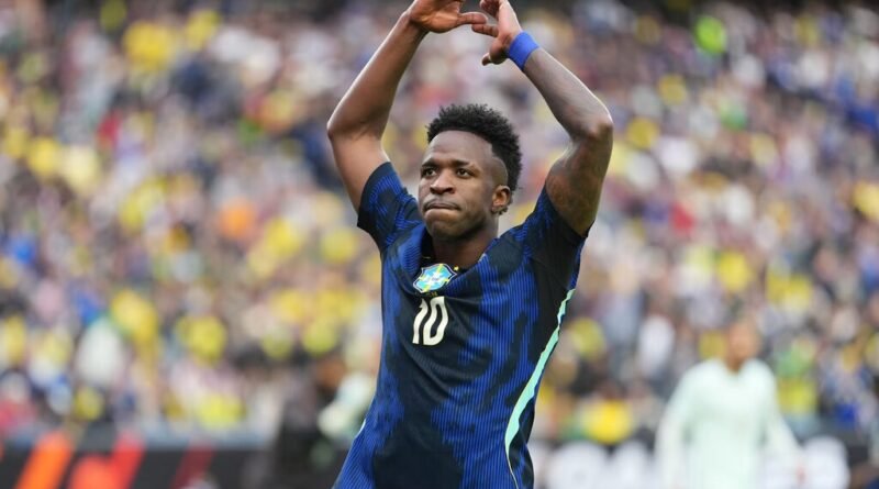 Figurinha da Copa do Mundo: conheça o único jogador brasileiro entre as 20 mais raras do álbum