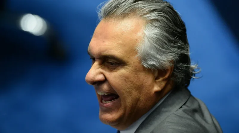 Governo Caiado realiza transações de R$ 1,3 bilhão com fintech sob suspeita em Goiás