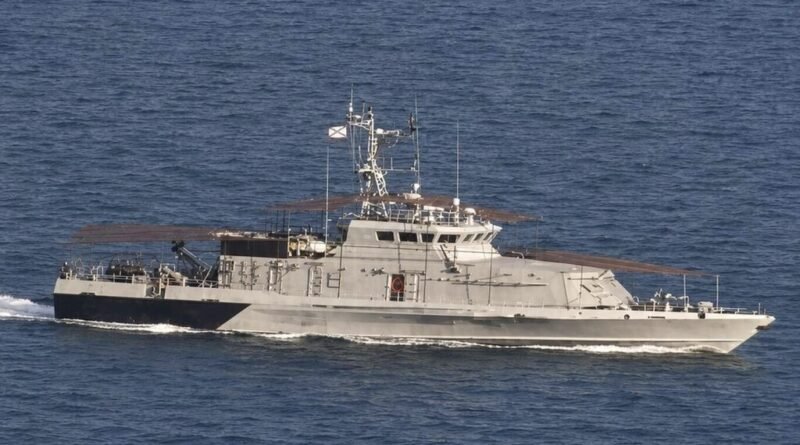 Guerra na Ucrânia ganha novos contornos com navios tipo Mad Max utilizando telas e redes de metal contra drones no Mar Negro