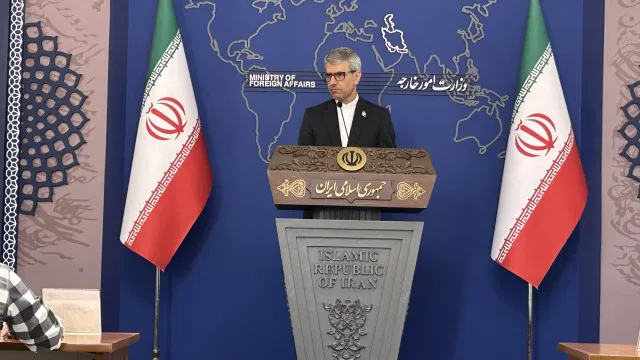 Irã considera abrir o Estreito de Hormuz sem permitir passagem para os Estados Unidos, afirma porta-voz