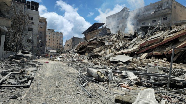 Israel intensifica bombardeios e deixa 11 mortos no sul do Líbano, subúrbio de Beirute também sob ataque apesar do cessar-fogo