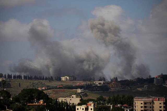 Israel intensifica ofensiva no sul do Líbano durante negociações cruciais