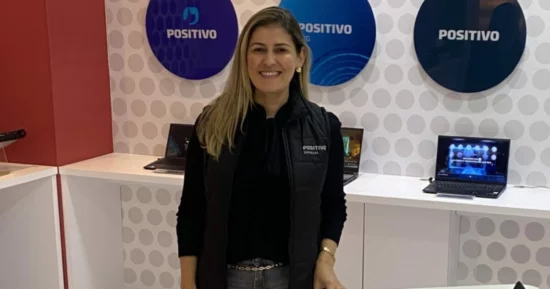 Luciana Perez transforma marketing da Positivo Tecnologia em motor de vendas ao retirar função de centro de custo