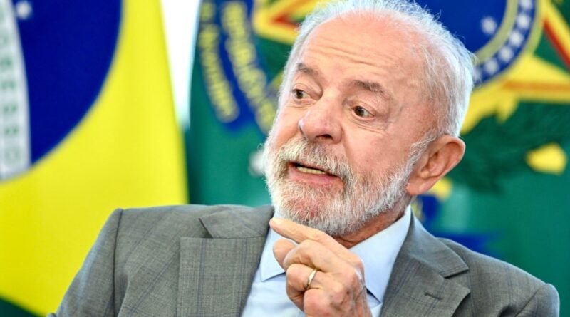 Lula classifica áudio de Flávio Bolsonaro a Vorcaro como caso de polícia