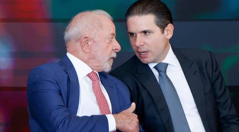 Lula e Motta se encontram na segunda-feira para discutir redução da jornada de trabalho