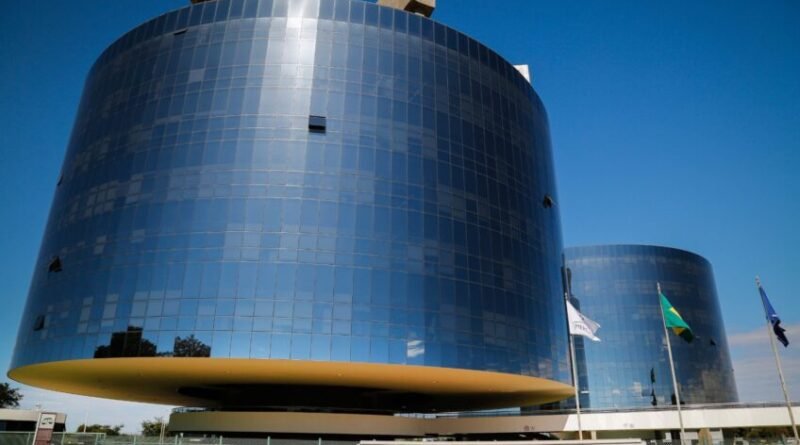 MPF solicita suspensão de leilão bilionário de energia à Aneel
