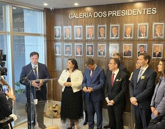 Pedro Alfonsin é homenageado em celebração dos 80 anos da CAA/RS