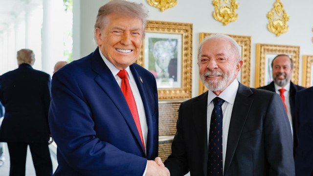 Pesquisa aponta que 43% acreditam que Lula saiu mais forte após encontro com Trump
