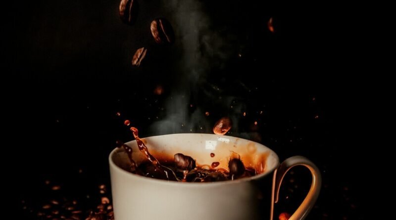 Pesquisa aponta que consumo diário de café pode proteger o cérebro de doenças graves