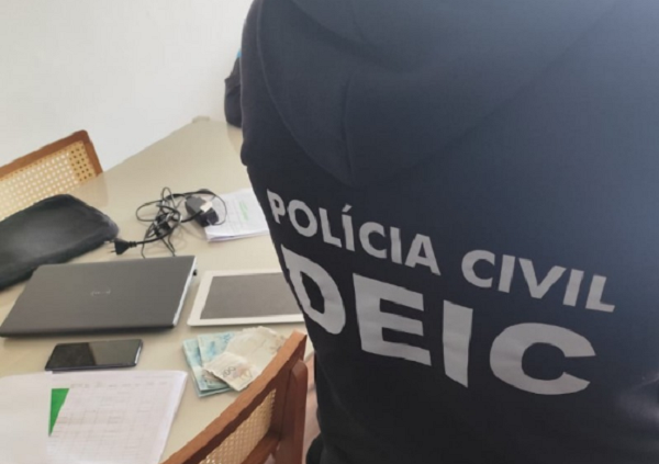 Polícia Civil realiza operação em investigação de crimes contra a administração pública