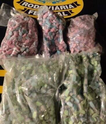 Polícia Rodoviária Federal captura 5 mil comprimidos de ecstasy em Torres, no litoral gaúcho