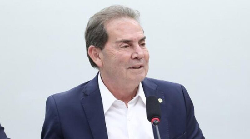 Projeto permite que candidatas incluam despesas com filhos como gastos eleitorais