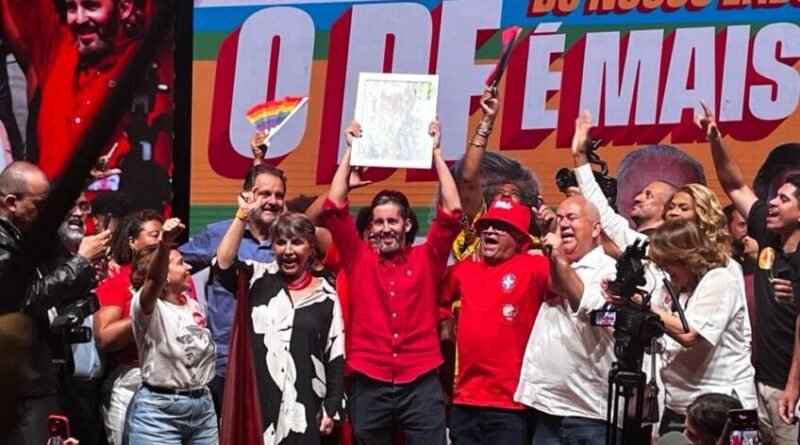 PT anuncia pré-candidaturas de Grass ao governo do DF e Kokay ao Senado