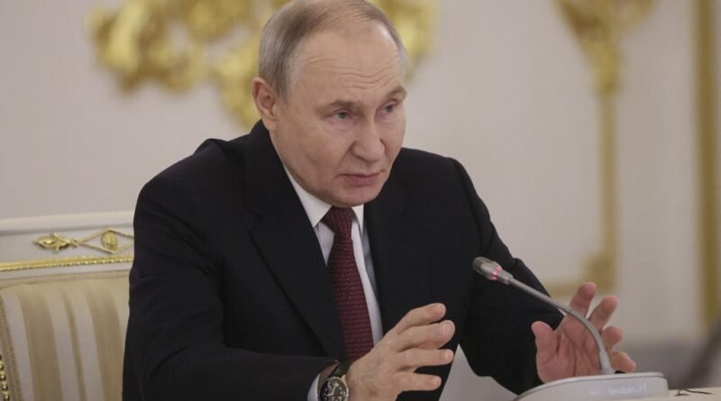 Putin afirma que conflito na Ucrânia está próximo do término e critica a OTAN