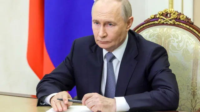 Putin viaja à China na próxima semana para fortalecer parceria
