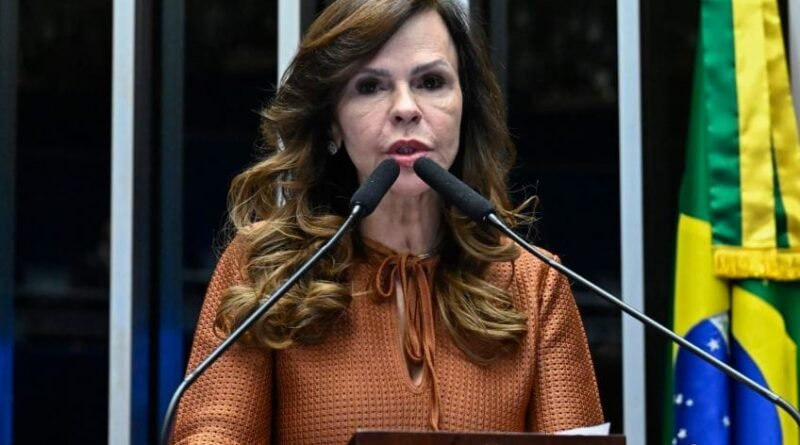 Reajuste do piso salarial dos professores é levado ao plenário da Câmara