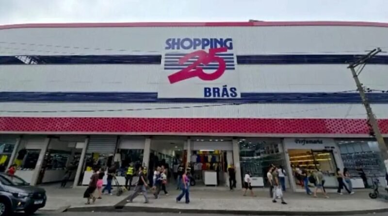 Receita Federal fecha dois shoppings no Brás por suspeita de pirataria