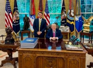 Reunião com Trump destaca prestígio do Brasil e alternativa a Lula, afirma Flávio Bolsonaro
