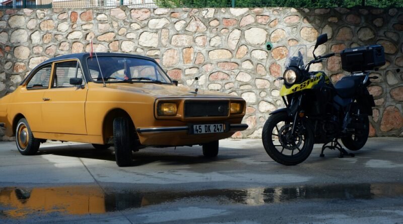 Significados ocultos nas siglas de motos e carros revelam curiosidades sobre suas origens