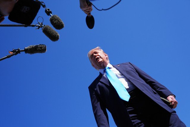 Trump alerta: 'Estreito de Ormuz não pode ser um pedágio'