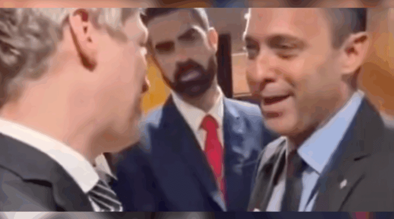 Van Hattem critica comandante do Exército durante debate