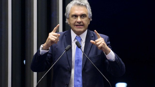 Zema destaca a importância da credibilidade para liderar o país em encontro com prefeitos